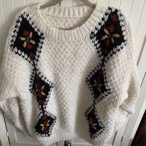 Stunning sweater!! 🤩 XL